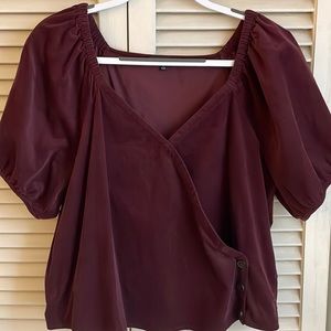 Size large Madewell blouse. No tags but never worn.